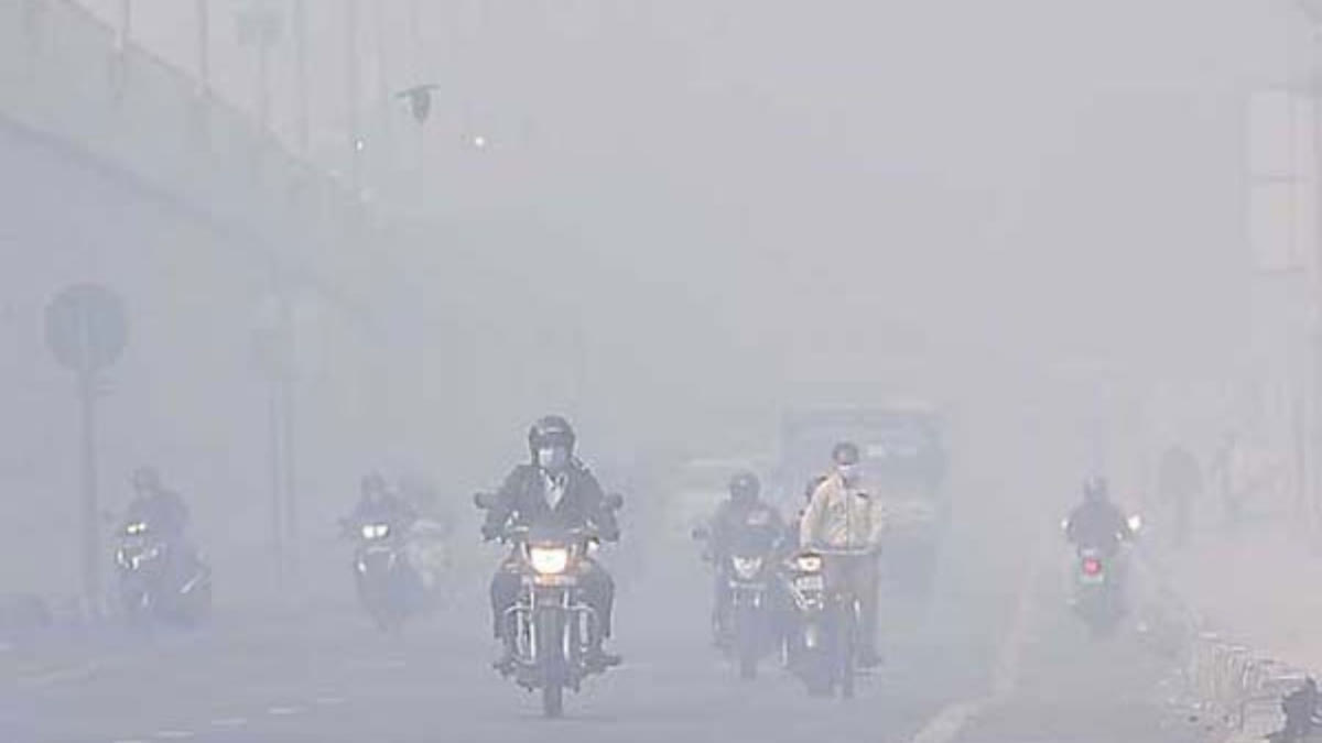 Delhi Air Pollution: सल्फर, जिंक, बेंजीन दिल्ली में हैवी मेटल्स, सांस और दिल के मरीजों के लिए अधिक खतरा