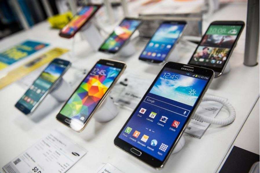 Smartphone खरीदते समय इन तीन बातों का ध्यान रखें, नहीं तो पछतावा होगा