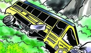 Bus Accident Latest news: 12 लोगों की मौत, दो भारतीय नागरिक सहित, काठमांडू जा रही बस राप्ती पुल के नीचे गिरी