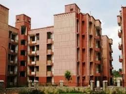 Delhi में संपत्ति धोखाधड़ी: द्वारका में DDA हाउसिंग सोसायटी का सपना दिखाकर 40 लोगों से ठगी की