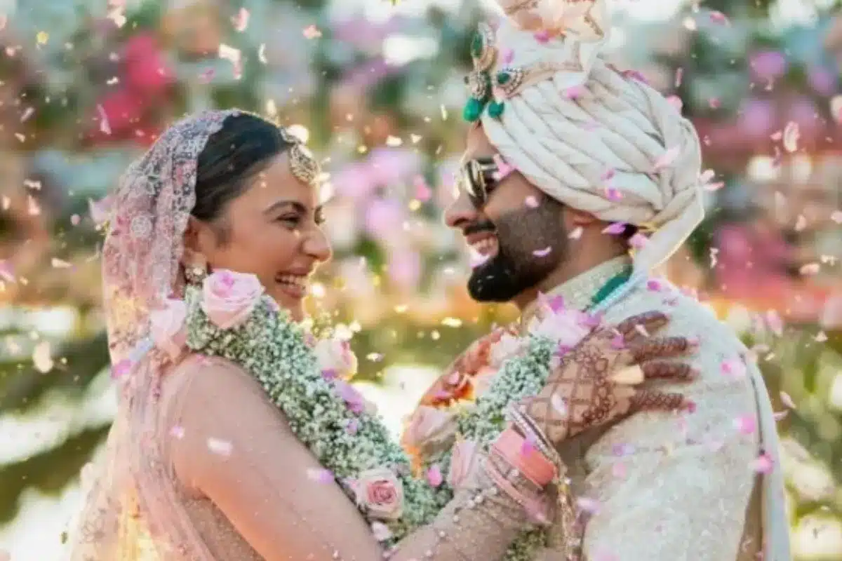 Rakul Preet weds Jackky Bhagnani का दूसरा शादी का लुक सामने आया, जिसकी खूबसूरती देख नहीं हटेगी निगाहें