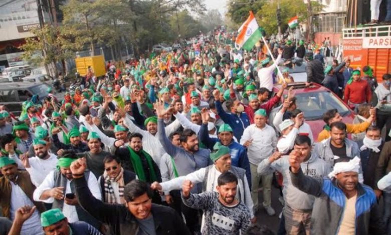 किसान आंदोलन के दौरान दिल्ली-नोएडा बॉर्डर पर क्या जाम हैं? घर से बाहर निकलने से पहले ताजा ट्रैफिक अपडेट जानें