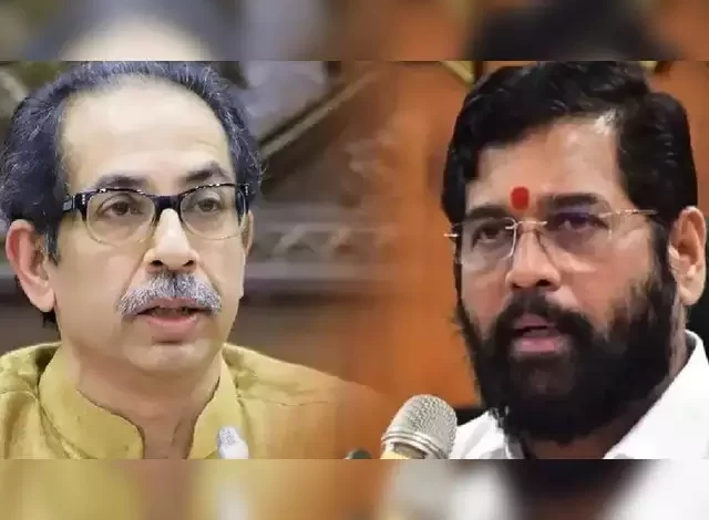 उद्धव ठाकरे ने चव्हाण को घेरकर कहा कि वह मार झेल रहे किसानों से मिलने के बजाय बीजेपी में शामिल| 