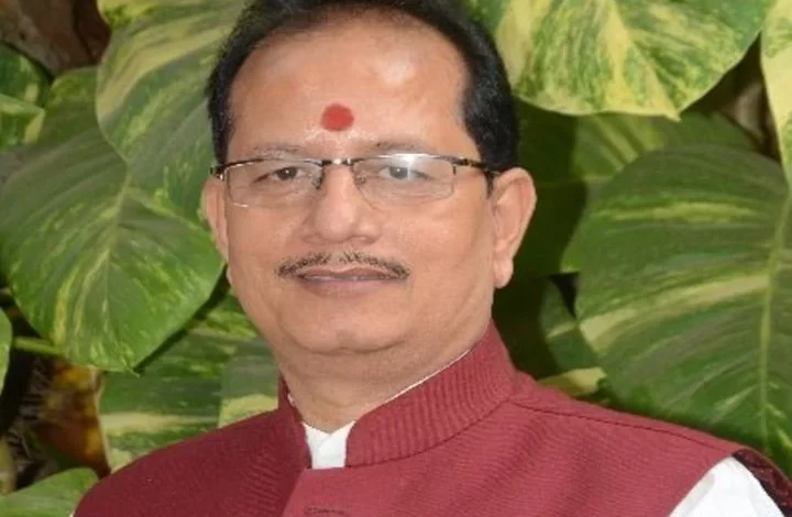 विजय कुमार सिन्हा ने कृषि मंत्रालय का कार्यभार संभाला, अधिकारियों ने उनका स्वागत किया