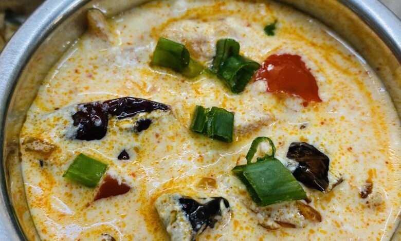 Lahsuni Dahi Tadka Recipe:जब कोई सब्जी नहीं है, तो दही से ये टेस्टी ग्रेवी और लहसुनी दही तड़का रेसिपी बनाएं