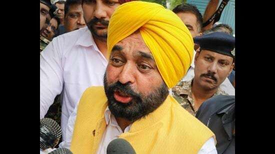 मुख्यमंत्री भगवंत मान ने कहा कि संविधान को बचाने के लिए अरविंद केजरीवाल जल्द ही जेल से बाहर आएंगे।