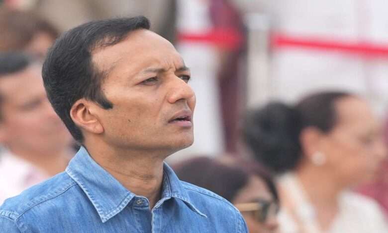 Lok Sabha chunav 2024: प्रमुख दलों के प्रत्याशी, वकील से डेंटल सर्जन तक तक लड़ रहे चुनावी जंग, जानिए  कितने पढ़े-लिखे हैं?