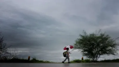 Delhi monsoon: दिल्ली-एनसीआर में कब पहुंचेगा मॉनसून और क्या कहता है मौसम विभाग?
