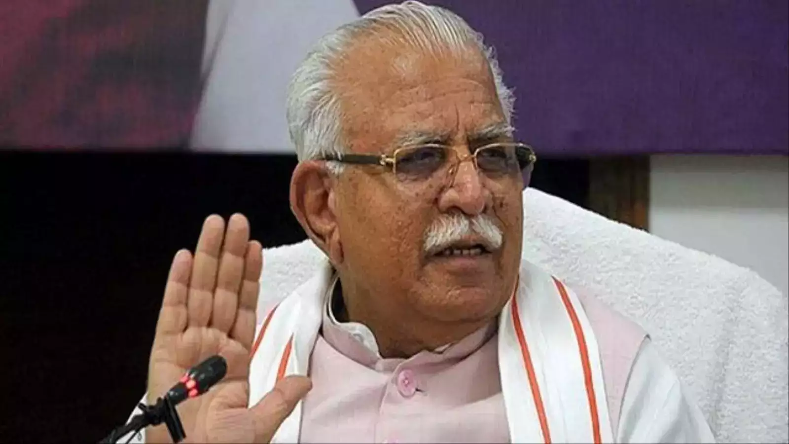 Haryana Politics: मनोहर लाल खट्टर ने कांग्रेस को चुनौती दी, "अगर विपक्ष का बहुमत है तो..।"