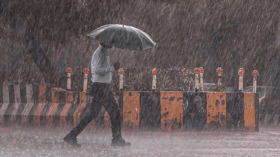 Punjab weather updates: हल्की बारिश ने पंजाब का मौसम बदला, कितने दिन राहत मिलेगी?