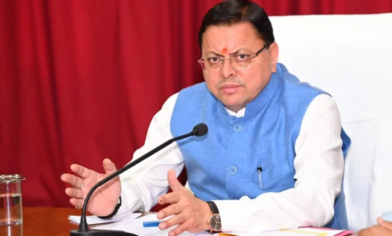 CM Pushkar Singh Dhami: सोमवार को नैनीताल क्लब में विभागीय अधिकारियों के साथ मुख्यमंत्री धामी ने मानसून की तैयारियों और विभागीय समीक्षा बैठक की।