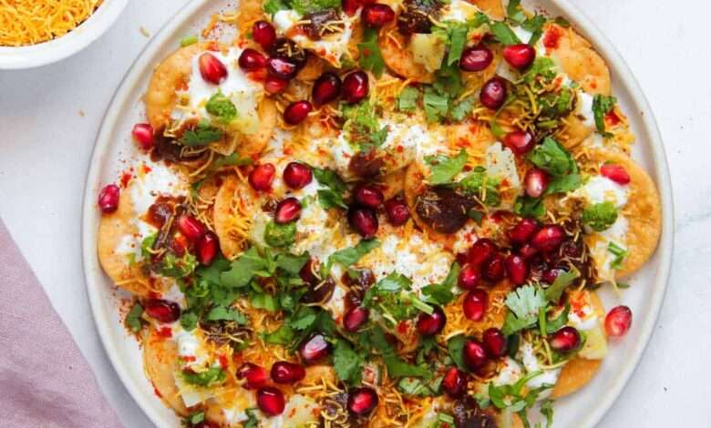 पापड़ी चाट रेसिपी: पापड़ी चाट सिर्फ 10 मिनट में झटपट बनकर तैयार हो जाती है, जल्दी से रेसिपी लिख लीजिए.