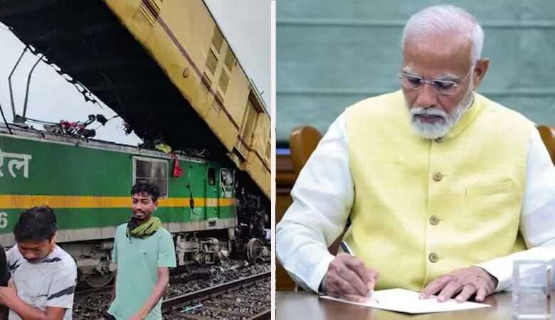 प्रधानमंत्री नरेंद्र मोदी ने पश्चिम बंगाल में रेल दुर्घटना के पीड़ितों के प्रति संवेदना व्यक्त की.