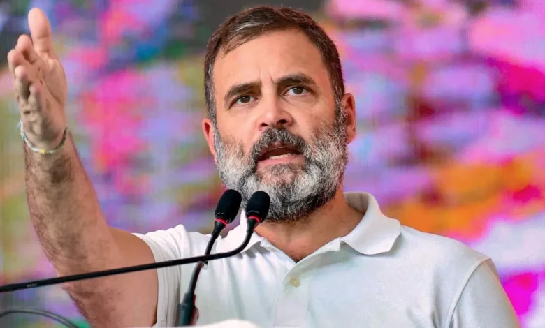 Rahul Gandhi News: कर्नाटक के विगनेश ने लखनऊ कोर्ट में याचिका दायर कर कहा कि "सदस्यता रद्द हो, राहुल भारत नहीं ब्रिटेन के नागरिक"