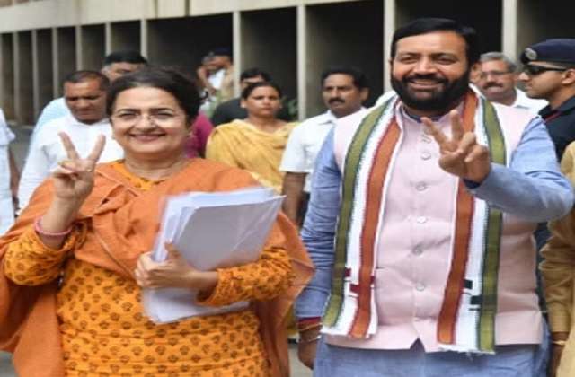 Haryana Rajya Sabha Election 2024: किरण चौधरी ने राज्यसभा चुनाव में नामांकन दाखिल किया, CM सैनी ने बधाई दी