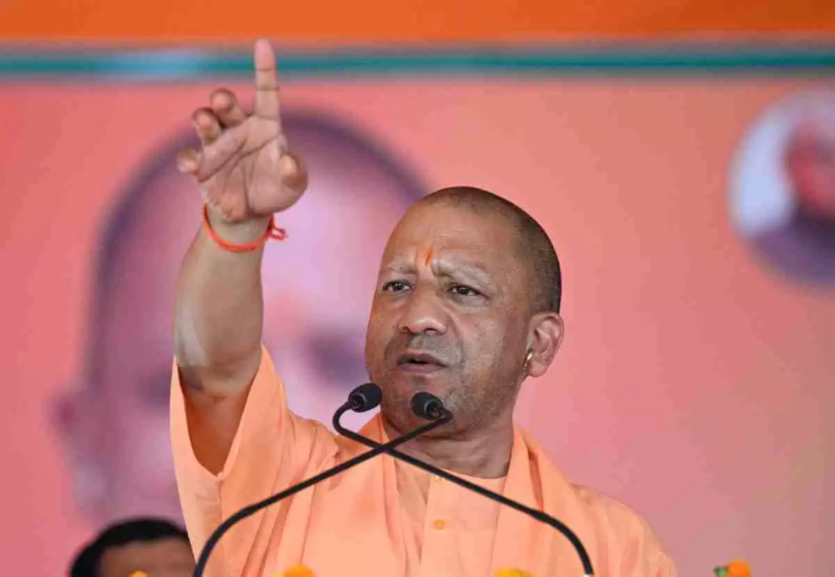 Yogi Sarkar ने उत्तर प्रदेश के सवा लाख किसानों को 71 करोड़ रुपये का मरहम लगाया, जानें किसे फायदा मिला 