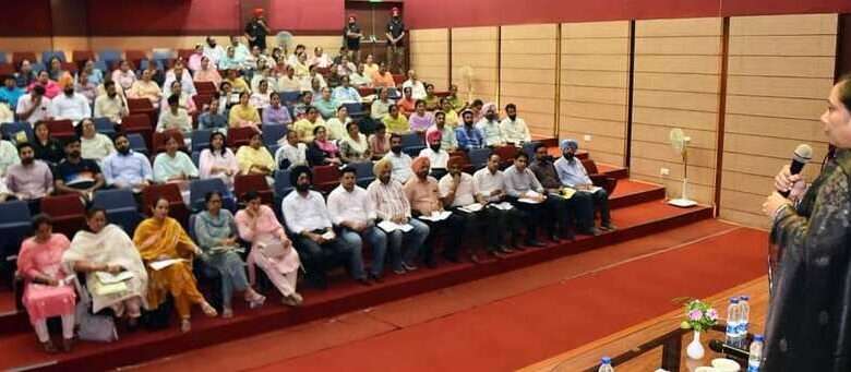 Dr. Baljeet Kaur: 2,748 लोगों को आशीर्वाद योजना से वित्तीय सहायता