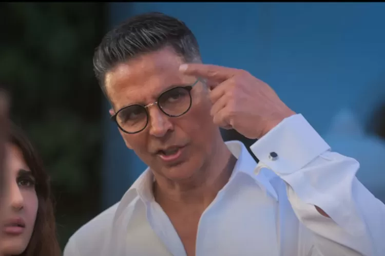 ये हैं Akshay Kumar की आने वाली 6 फिल्में, एक्टर स्त्री 2 के बाद इन फिल्मों में कॉमेडी करते नजर आएंगे।