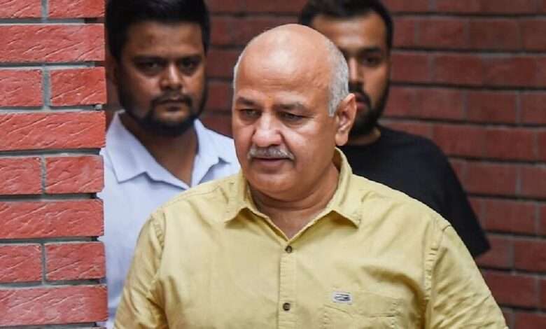 SC में Manish Sisodia ने कहा कि वह 17 महीने से बाहर है, जबकि CBI ने कहा कि आप शराब घोटाले में कंठ तक डूबे है