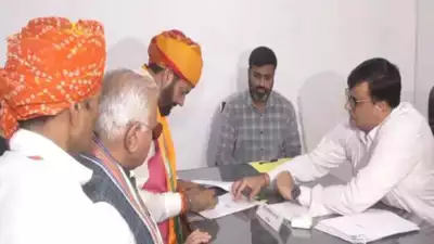 Haryana Election 2024: लाडवा विधानसभा के लिए मुख्यमंत्री नायब सैनी ने भरा नामांकन