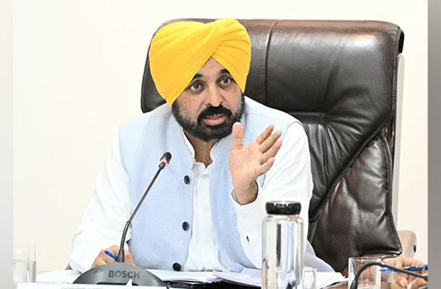 Punjab News: लाखों बच्चों ने पंजाब सरकार के इस स्कूल में दाखिला लिया!