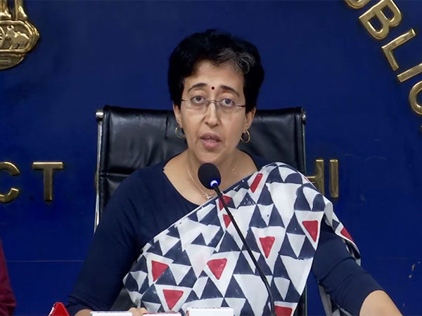 CM Atishi: जो राबड़ी देवी, मांझी और चंपाई नहीं कर सके..। केजरीवाल के हटने के बाद आत‍िशी ने कर द‍िया कमाल, द‍िल्‍ली की पॉल‍िटिक्‍स में ऐसा क्‍या हुआ?