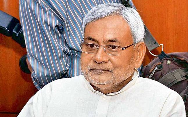 मुख्यमंत्री Nitish Kumar ने कैमूर जिला में विभिन्न योजनाओं का किया उद्घाटन एवं षिलान्यास,