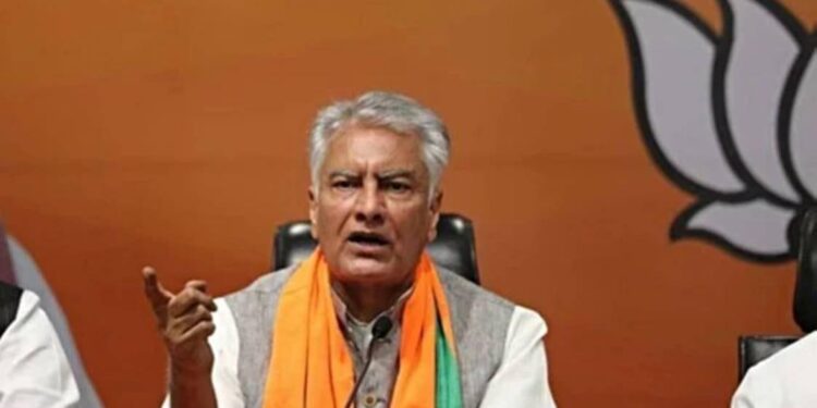 पंजाब BJP अध्यक्ष Sunil Jakhar ने पद छोड़ने की पेशकश की, जानें क्यों