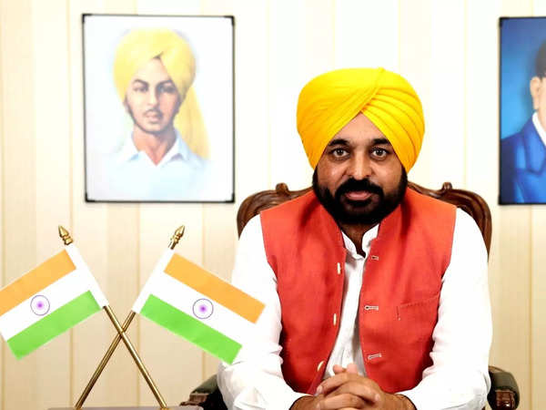 पंजाब के CM Bhagwant Mann ने नए मंत्रियों से कहा-सरकारी योजनाओं का लाभ लोगों तक पहुंचाना सुनिश्चित करें