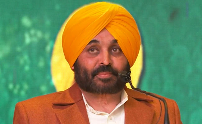 Bhagwant Mann ने सुनाई सरकारी स्‍कूल की जो कहानी, बच्चे पर पड़ता है इतना दबाव?