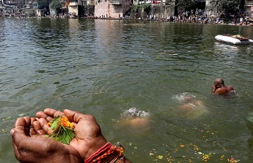 Shradh: क्या आप जानते हैं कि मत्स्य पुराण में तीन, यम स्मृति में पांच और भविष्य पुराण में बारह प्रकार के श्राद्ध बताए गए हैं?