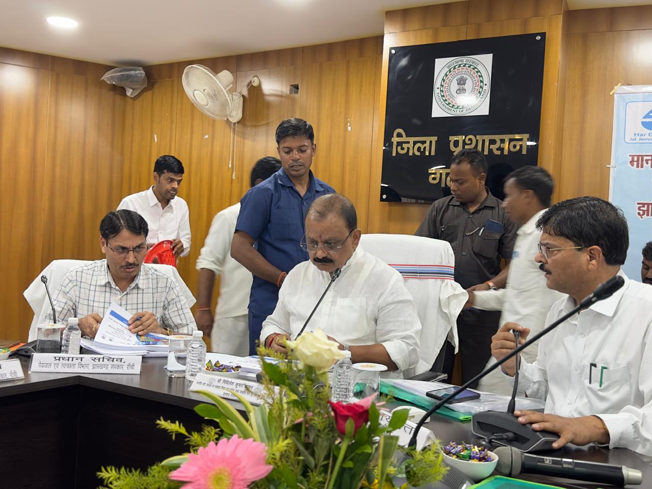 Minister Mithilesh Kumar Thakur, Minister Mithilesh Thakur, Rural Water Supply Scheme, State Level Review Meeting, Superintending Engineer Related Department, Jharkhand, Jharkhand News, Government of Jharkhand, Jharkhand Hindi News, मंत्री मिथिलेश कुमार ठाकुर, मंत्री मिथिलेश ठाकुर, ग्रामीण जलापूर्ति योजना, राज्यस्तरीय समीक्षा बैठक, अधीक्षण अभियंता संबंधित विभाग, झारखंड, झारखंड न्यूज़, झारखंड सरकार, झारखंड हिंदी न्यूज़