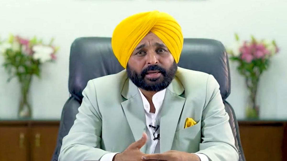 चौथे मंत्रिमंडल फेरबदल में पंजाब के CM Bhagwant Mann ने पहली बार पांच मंत्रियों को शामिल किया