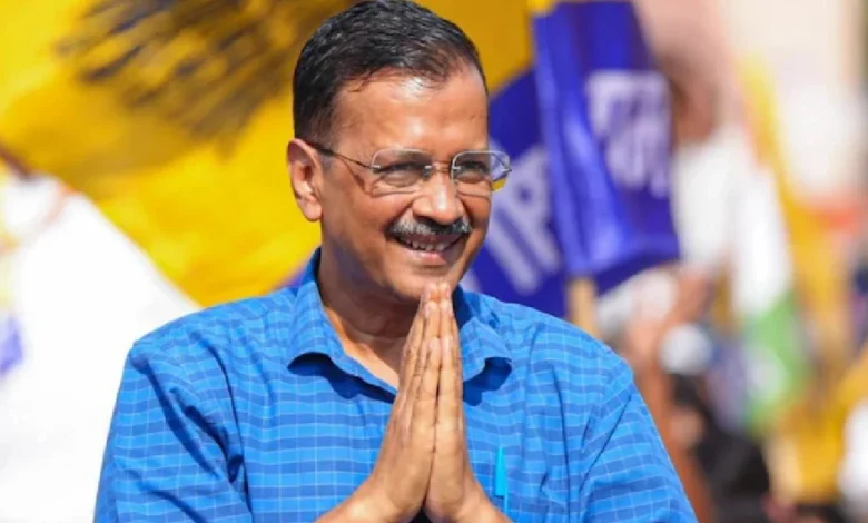 AAP ने दिल्ली में अकेले चुनाव लड़ने का ऐलान किया, "ओवर कॉन्फिडेंट कांग्रेस..।"