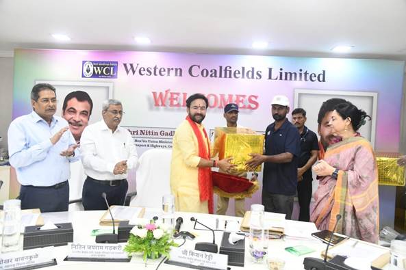 Union Minister of Coal and Mines Shri #NAME? Kishan Reddy, Minister of State for Mines Shri Satish Chandra Dubey, Campaign 4.0, Western Coalfields Limited, Coal India Limited, CMPDIL, CMPDIL Complex, PM Solar Ghar Yojana, केंद्रीय कोयला और खनन मंत्री श्री जी किशन रेड्डी, खनन राज्य मंत्री श्री सतीश चंद्र दुबे, अभियान 4.0, वेस्टर्न कोलफील्ड लिमिटेड, कोल इंडिया लिमिटेड, सीएमपीडीआईएल, सीएमपीडीआईएल परिसर, पीएम सौर घर योजना