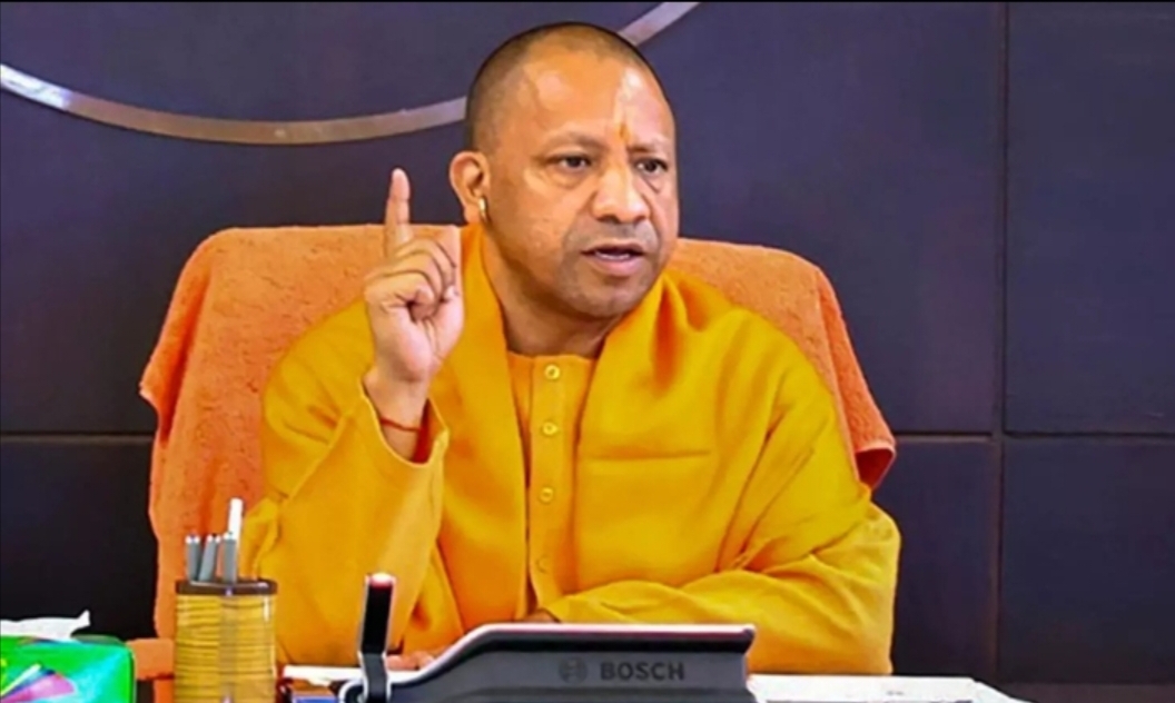 CM Yogi ने खान-पान की वस्तुओं में मानव अपशिष्ट/अखाद्य/गंदी चीजों की मिलावट की घटनाओं पर स्थायी रोक लगाने के लिए प्रस्तावित नए कानून पर विमर्श किया