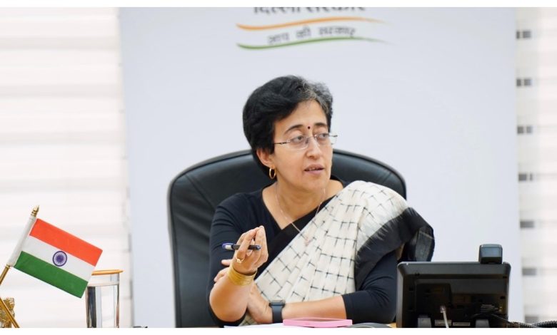 CM Atishi ने LG को पत्र लिखा, बस मार्शलों के लिए योजना  का किया अनुरोध