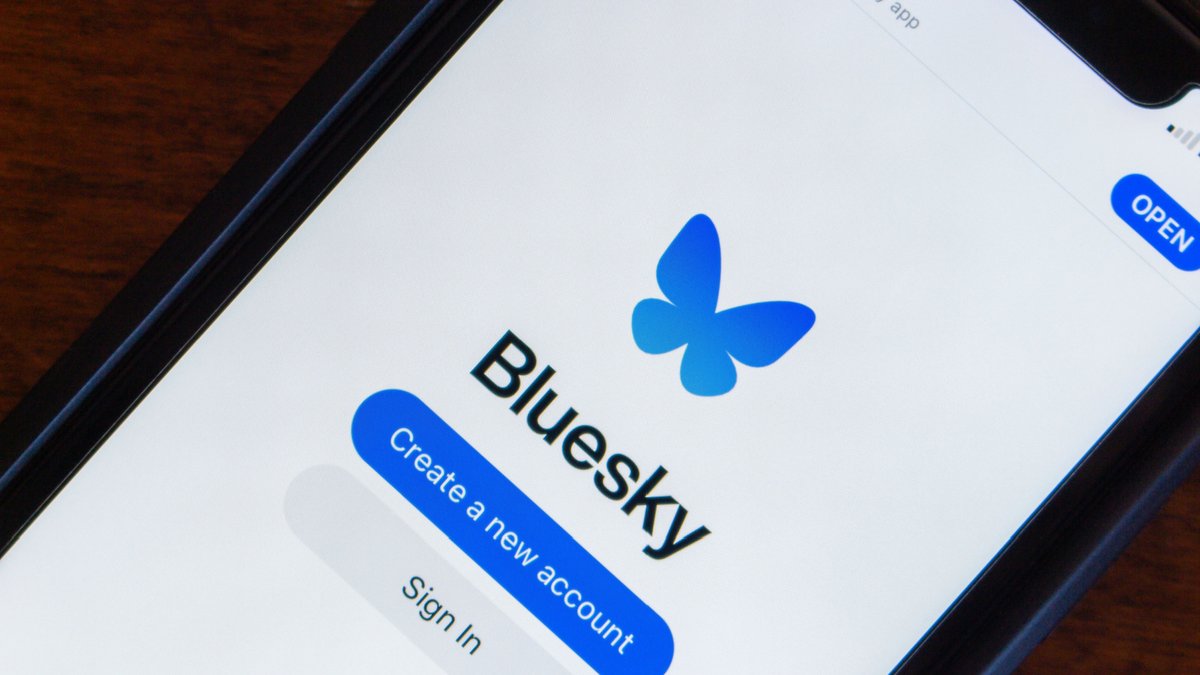 BlueSky: X, ट्विटर, टिकटॉक और फेसबुक के बाद अब आया नया सोशल मीडिया ऐप, "ब्लूस्काई", जानिए ये कितना बेहतर हैं