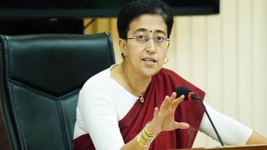 दिल्ली की Atishi Government ने ढाई हजार रुपए की पेंशन देने का ऐलान किया, 24 घंटे में 10 हजार आवेदन आए