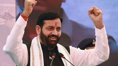  हरियाणा के CM Nayab Saini से भारतीय रिज़र्व बैंक के लोकपाल श्री राजीव द्विवेदी ने चंडीगढ़ में शिष्टाचार भेंट की