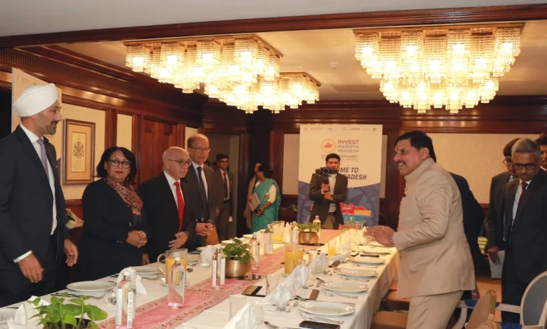 CM Dr. Yadav ने ब्रिटिश सांसदों से मुलाकात कर मध्यप्रदेश किया आमंत्रित