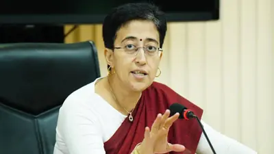 दिल्ली की CM Atishi ने बिजली नियामक निकाय से हाई-टेंशन लाइनों को स्थानांतरित करने की प्रक्रिया को सरल बनाने के लिए कहा