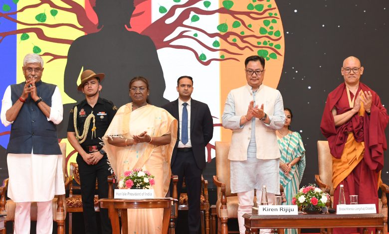 President Droupadi Murmu ने प्रथम एशियाई बौद्ध शिखर सम्मेलन में भाग लिया