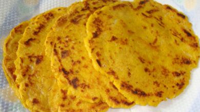 How to make makki ki roti: मक्के की रोटी बेलते समय टूट जाती है? ये दो चीजें आटे में मिलाकर फिर देखें कैसे मुलायम और फूली बनेगी