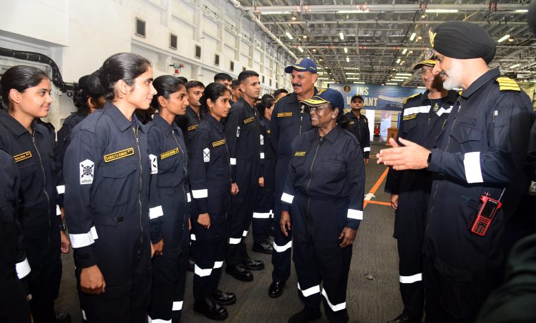 President Droupadi Murmu ने गोवा में ‘समुद्र में एक दिन’ कार्यक्रम में भाग लिया