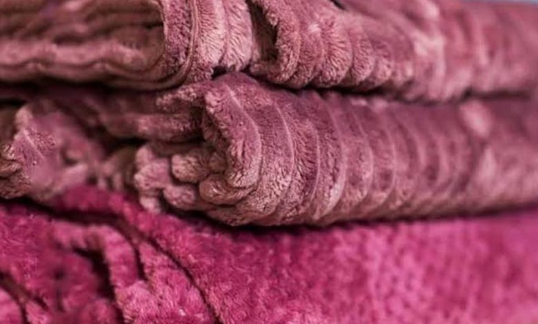 Winter bedding maintenance tips: बस पांच सिंपल हैक्‍स लें, पूरे वसंत में सुंदर और चिकनी रजाई पहनने का मज़ा दोगुना हो जाएगा।