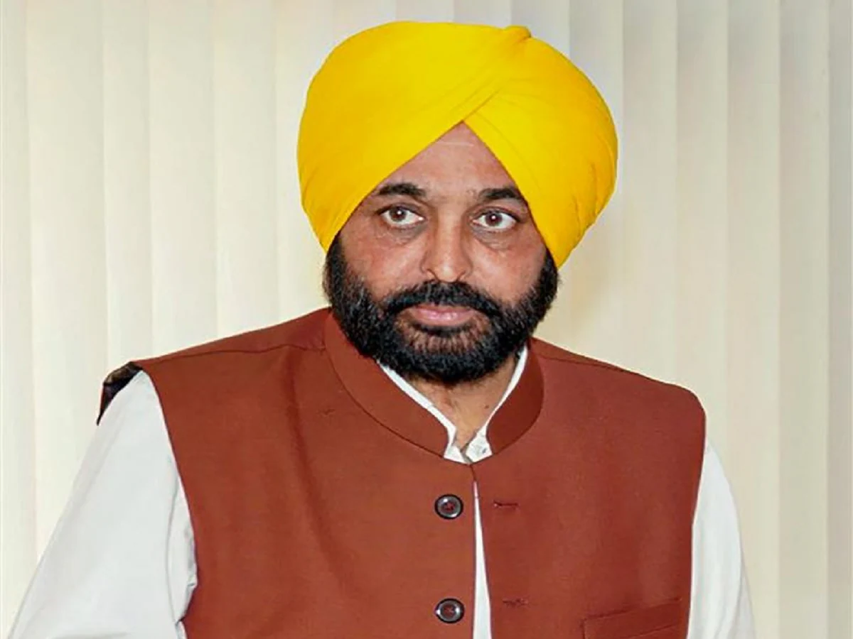 CM Bhagwant Mann ने पूर्व प्रधानमंत्री मनमोहन सिंह को दी श्रद्धांजलि, कहा कि यह देश के लिए बड़ा घाटा है।