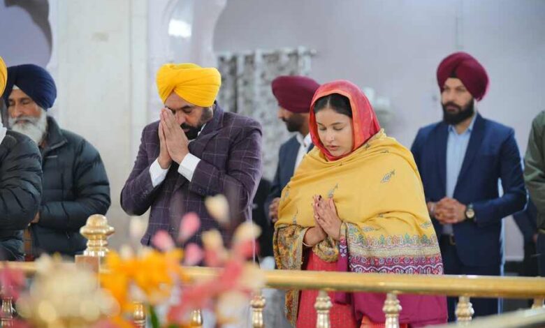 CM Bhagwant Mann ने राज्य की तरक्की और खुशहाली के लिए गुरुद्वारा श्री बाबौर साहिब में माथा टेका।