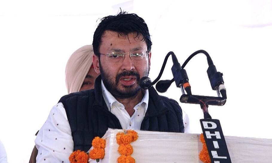 Dr. Ravjot Singh: शहरी क्षेत्रों में पूरी तरह से शुद्ध पेयजल उपलब्ध कराने की योजना