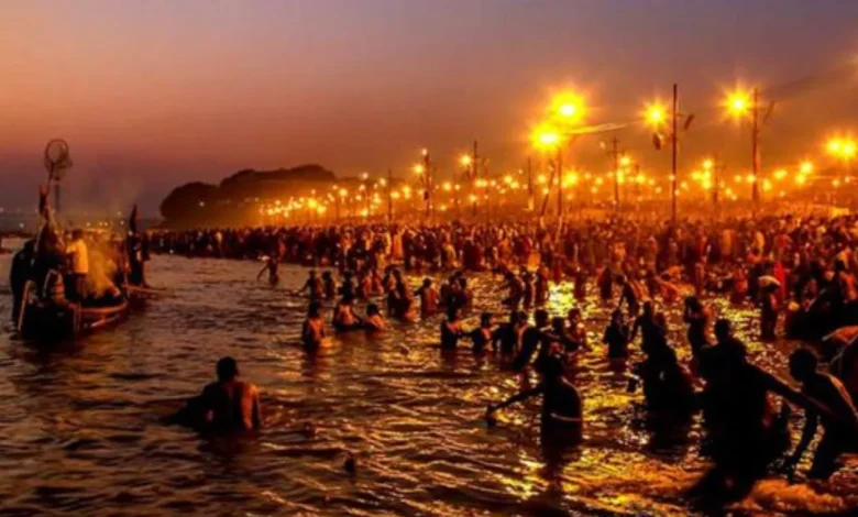 Maha Kumbh Mela 2025: कुंभ में क्या होता है? शाही स्नान से क्या संबंध है और कौन शामिल है?